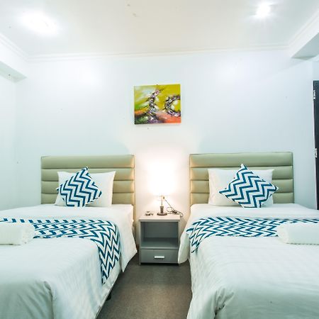 Grand Blue Beach Hotel Manoc-Manoc Εξωτερικό φωτογραφία
